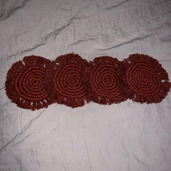 Handmade macrame coasters - Picture 2 of 5